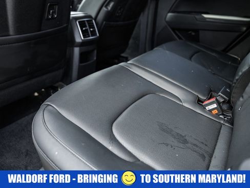 Used 2025 Kia Sportage EX FWD image 33