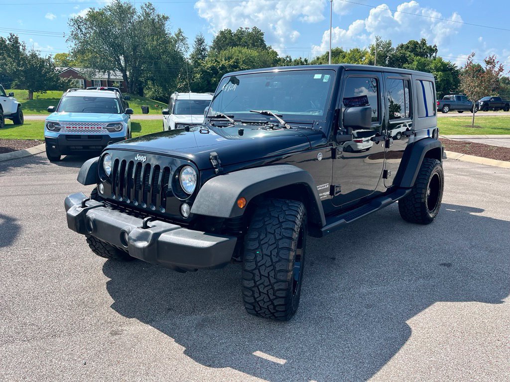 Used 2018 Jeep Wrangler Unlimited Sport S AWD/4WD image 3