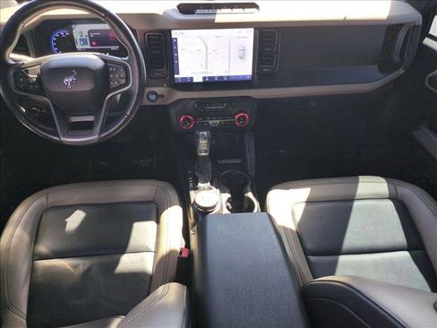 Used 2022 Ford Bronco Wildtrak image 17