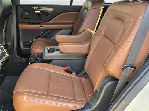Certified 2023 Lincoln Aviator Grand Touring w/ Equipment Group 301A image 15