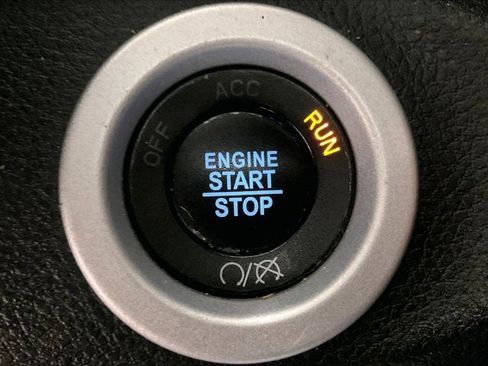 Used 2017 RAM 1500 Rebel w/ Luxury Group image 37