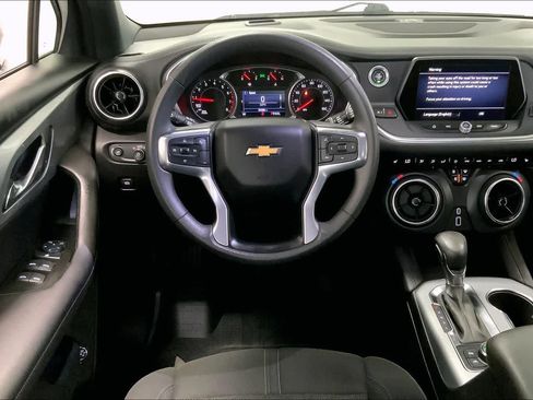 Used 2022 Chevrolet Blazer LT image 13
