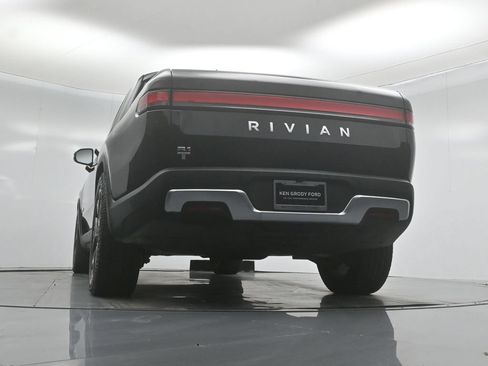 Used 2023 Rivian R1T Adventure AWD/4WD image 45