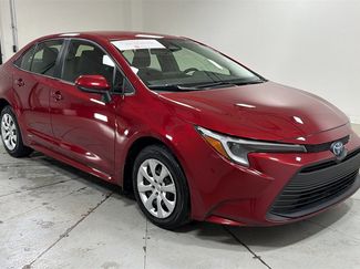 Certified 2025 Toyota Corolla LE video 3