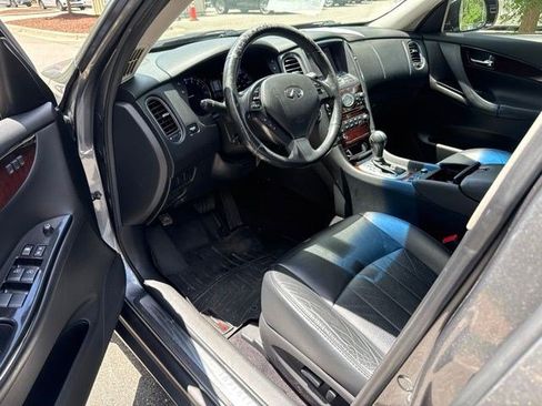 Used 2016 INFINITI QX50 2WD w/ Premium Plus Package image 8