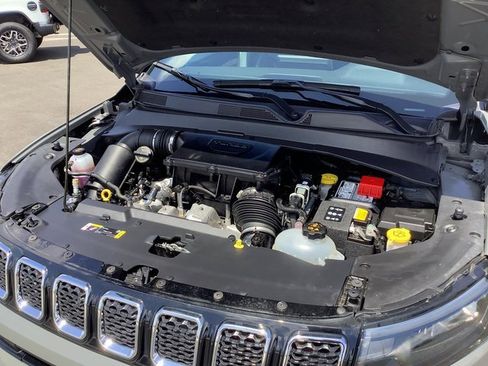 Used 2024 Jeep Compass Limited image 42