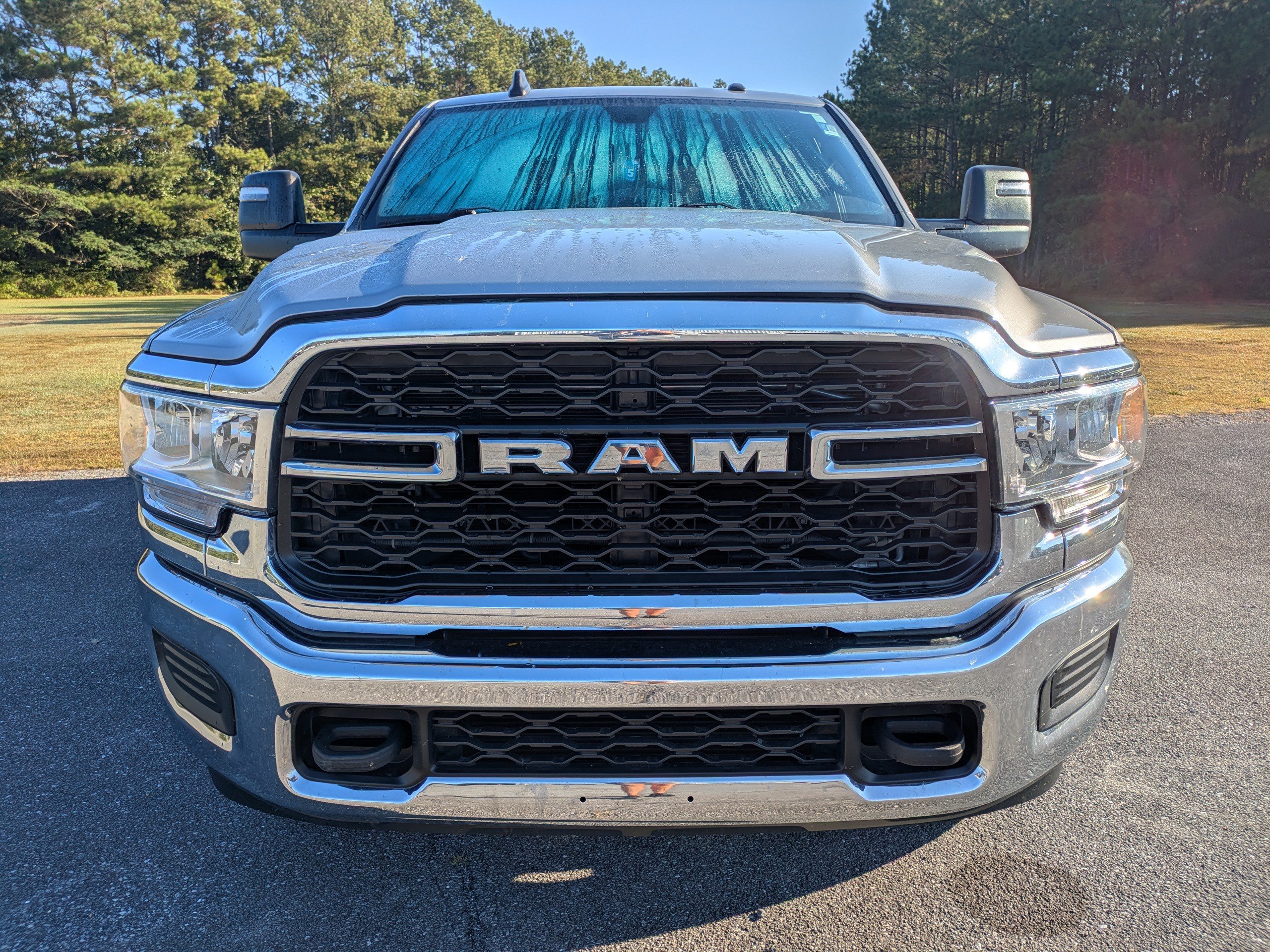 Used 2023 RAM 2500 Tradesman AWD/4WD image 3