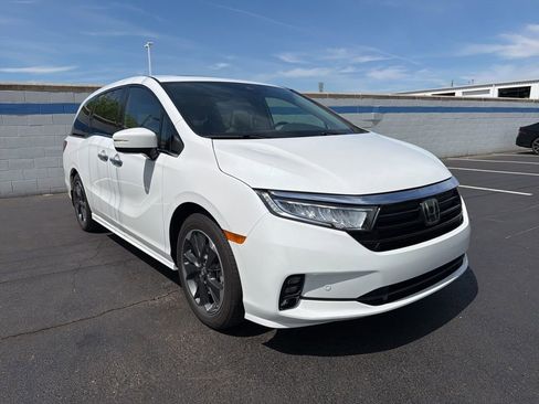 Certified 2024 Honda Odyssey Elite image 7