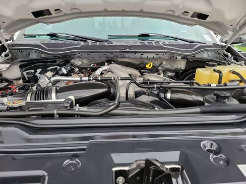 Used 2022 Ford F350 Platinum image 26