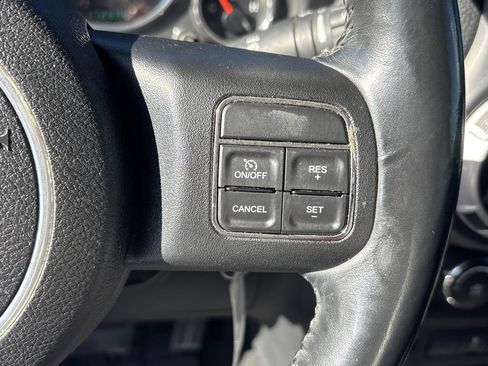 Used 2014 Jeep Wrangler Unlimited Sahara w/ Connectivity Group image 17