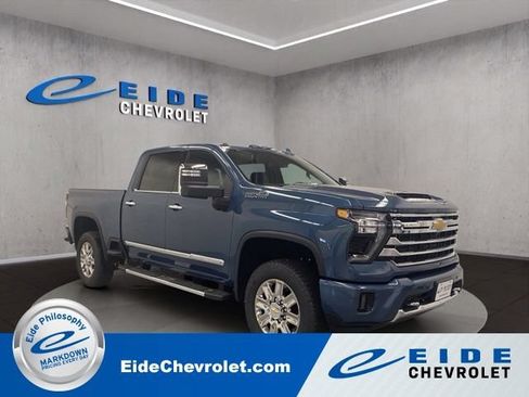 New 2026 Chevrolet Silverado 3500 High Country AWD/4WD image 1
