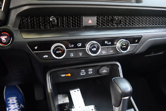 Used 2025 Honda CR-V Sport image 11