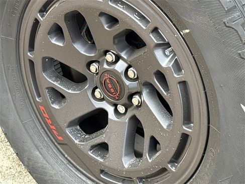 New 2026 Nissan Frontier PRO-4X w/ Tow Package image 11