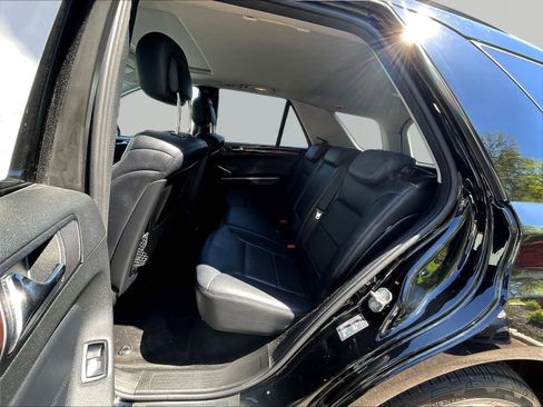 Used 2010 Mercedes-Benz ML 350 4MATIC image 22