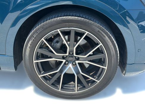 Certified 2022 Audi Q8 Premium Plus AWD/4WD image 13