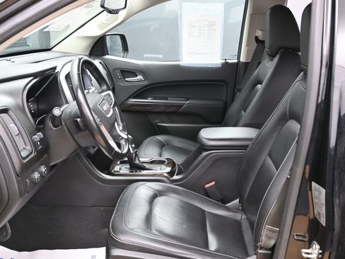 Used 2022 GMC Canyon Elevation w/ Elevation Premium Package AWD/4WD image 18