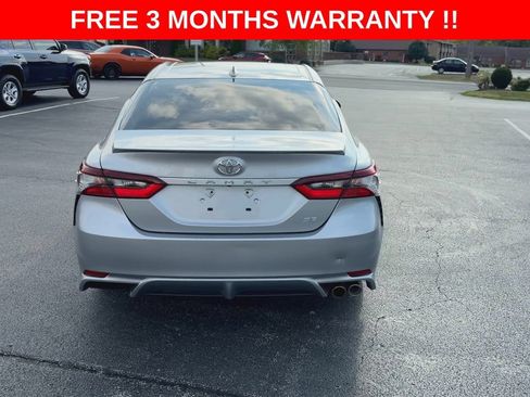 Used 2023 Toyota Camry SE w/ Cold Weather Package FWD image 7