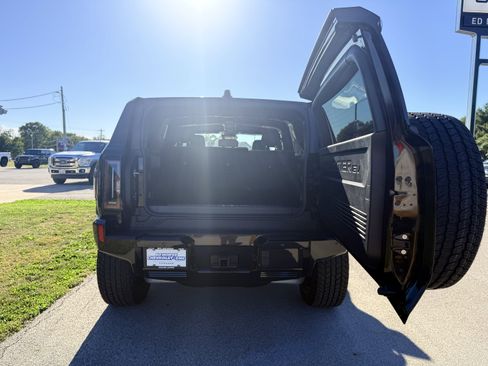 New 2026 GMC Hummer EV SUV image 26