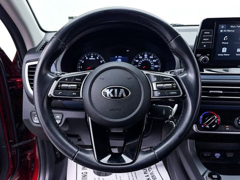 Used 2021 Kia Seltos S image 27