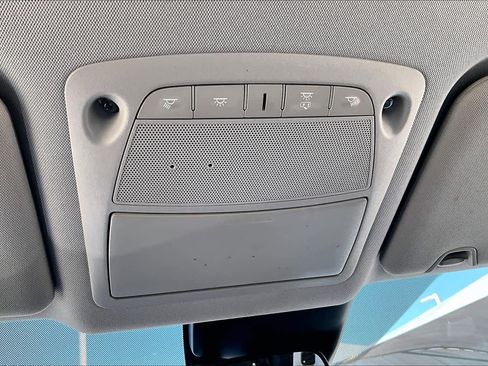 Used 2020 Nissan Rogue S FWD image 29