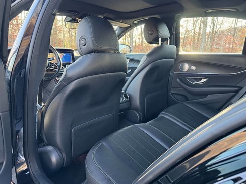 Used 2020 Mercedes-Benz E 350 4MATIC Sedan image 36