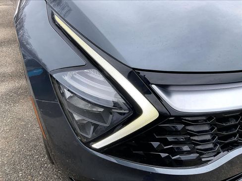 Used 2023 Kia Sportage SX image 34