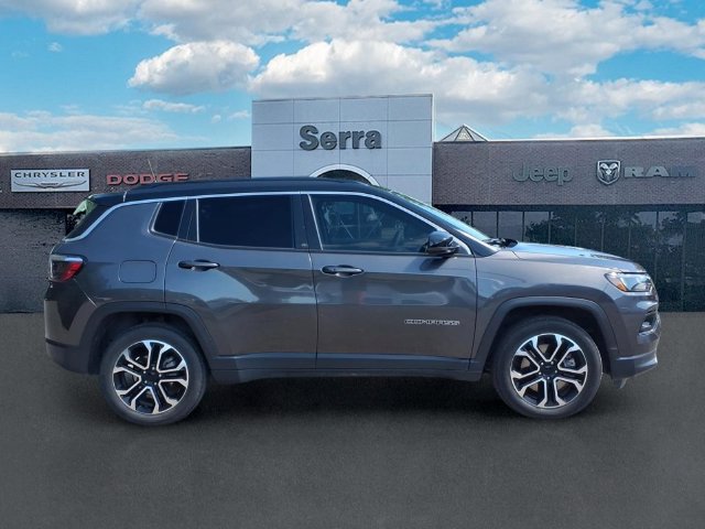 Used 2024 Jeep Compass Limited AWD/4WD image 8