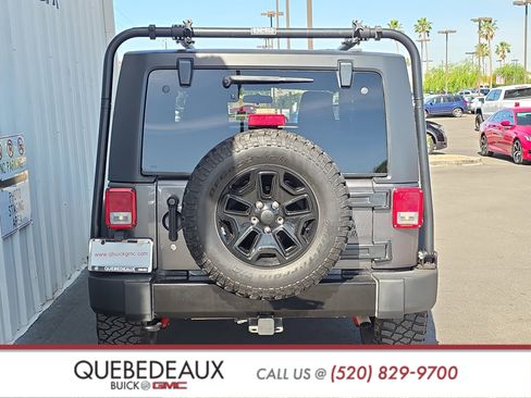 Used 2017 Jeep Wrangler Sport AWD/4WD image 6