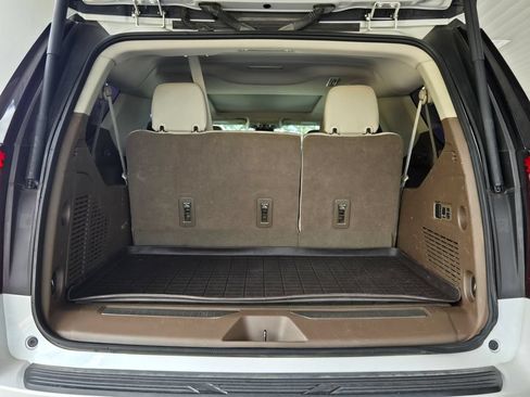Used 2023 GMC Yukon XL Denali AWD/4WD image 31