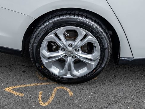 Used 2023 Honda Accord LX image 9