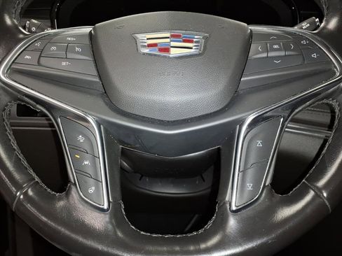 Used 2019 Cadillac XT5 Luxury image 19
