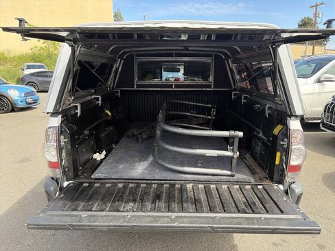 Used 2010 Toyota Tacoma 2WD Regular Cab image 8