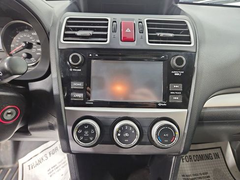 Used 2015 Subaru Crosstrek 2.0i Premium image 19