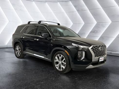 Used 2022 Hyundai Palisade SEL w/ 8P Bench Seat Package FWD image 1