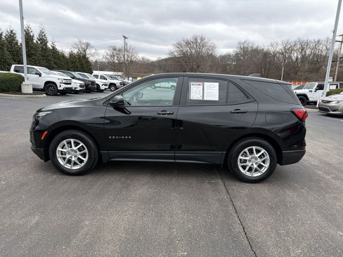 Used 2023 Chevrolet Equinox LS w/ LS Convenience Package image 5