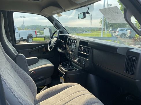 New 2025 Chevrolet Express 3500 w/ Power Convenience Package image 10