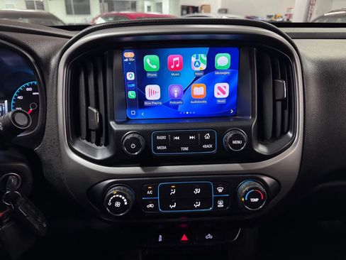 Used 2016 Chevrolet Colorado LT w/ LT Convenience Package image 18