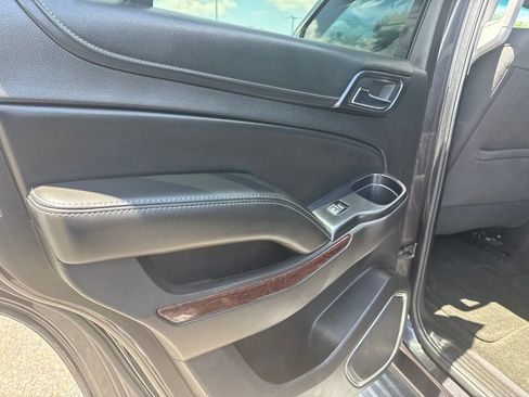 Used 2016 GMC Yukon SLE RWD image 20