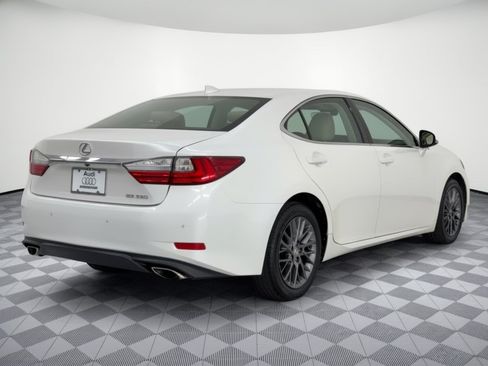 Used 2018 Lexus ES 350 w/ Premier Package FWD image 9