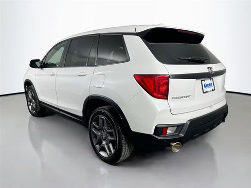 Used 2023 Honda Passport EX-L image 4