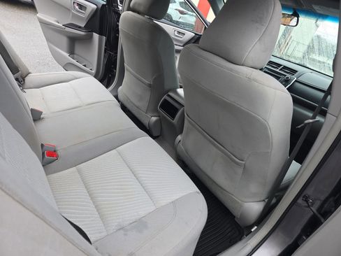 Used 2017 Toyota Camry LE image 15