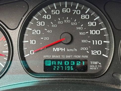 Used 2001 Chevrolet Monte Carlo LS image 10