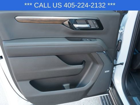 New 2026 Chevrolet Suburban High Country AWD/4WD image 29