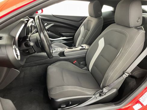 Certified 2018 Chevrolet Camaro LT w/ RS Package image 18