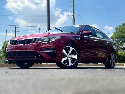 Used 2020 Kia Optima S w/ S Panoramic Sunroof Package FWD image 1