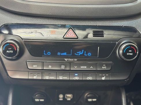 Used 2017 Hyundai Tucson SE Plus w/ Cargo Package FWD image 18