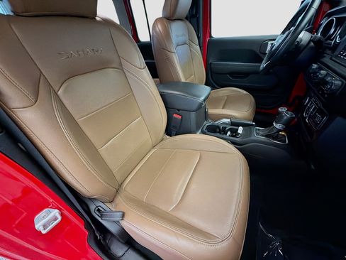 Used 2022 Jeep Wrangler Unlimited Sahara image 15