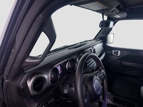 Used 2022 Jeep Wrangler Unlimited Sport image 23