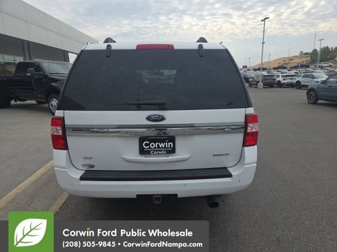 Used 2017 Ford Expedition EL XLT w/ Equipment Group 202A AWD/4WD image 6