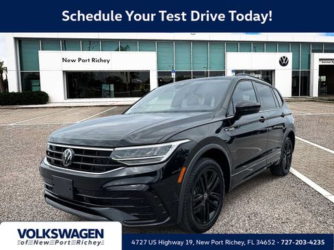 Used 2022 Volkswagen Tiguan SE R-Line AWD/4WD image 1